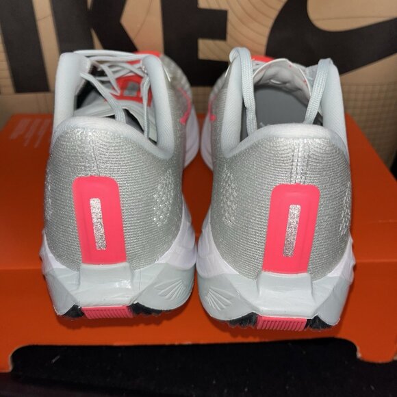 NEW Nike Pegasus Plus Hot Punch Running Shoes FQ7261 001 Women Size 7 - Picture 4 of 6